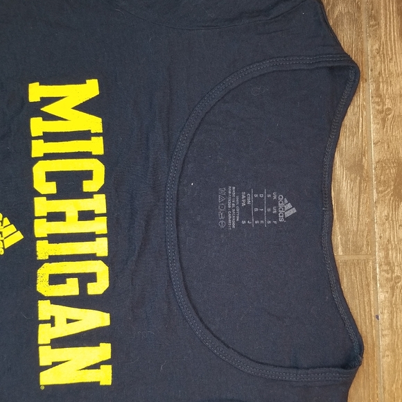 Michigan Wolverines | Top - Picture 3 of 5